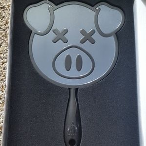 Shane Dawson x Jeffree Star Black Pig Mirror